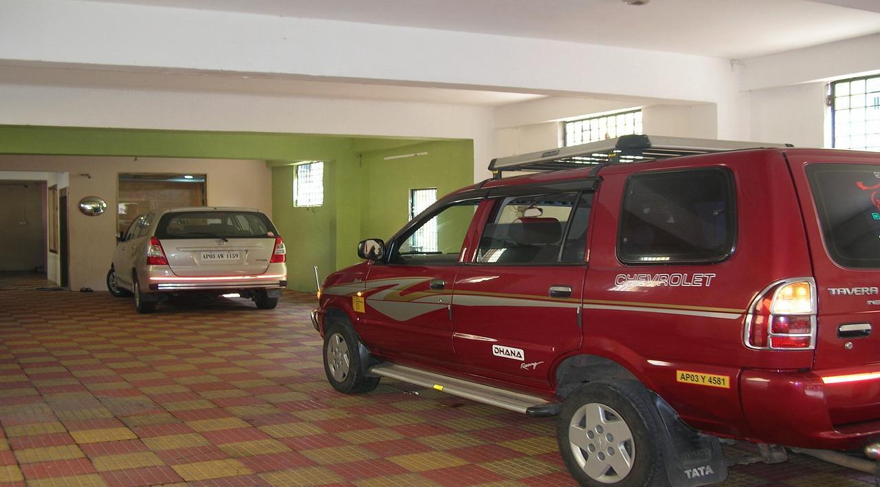Ssb Residency Hotel Tirupati Bagian luar foto