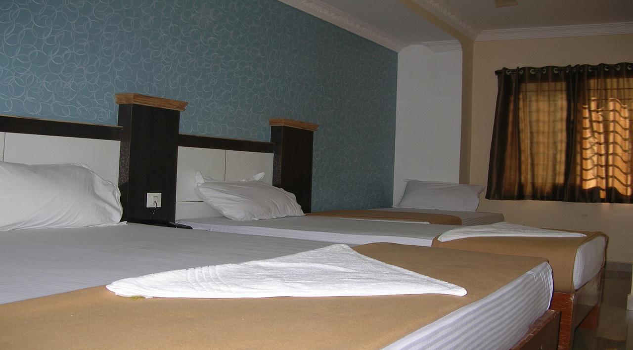 Ssb Residency Hotel Tirupati Bagian luar foto