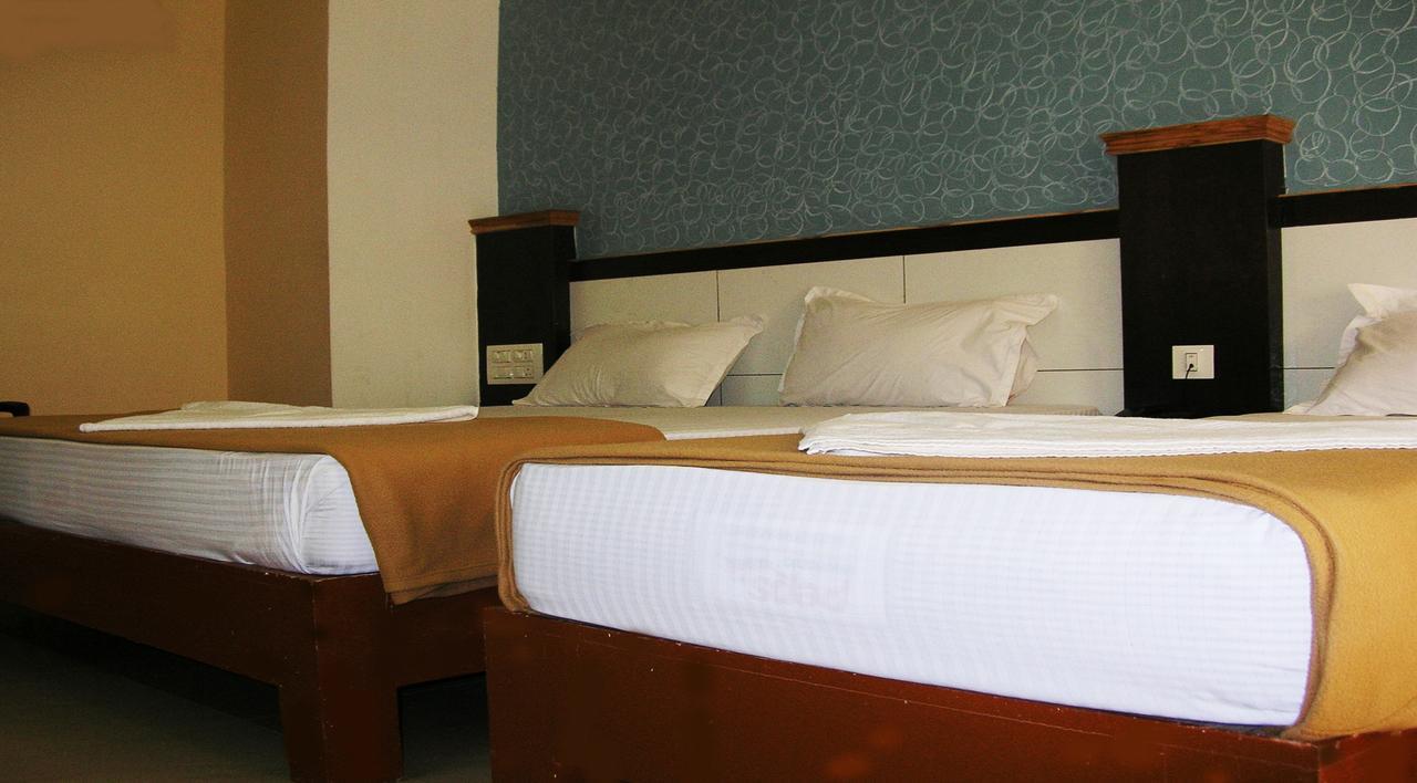 Ssb Residency Hotel Tirupati Bagian luar foto